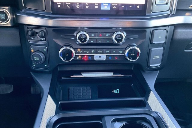 Used 2025 Ford F250 Lariat w/ Chrome Package image 16