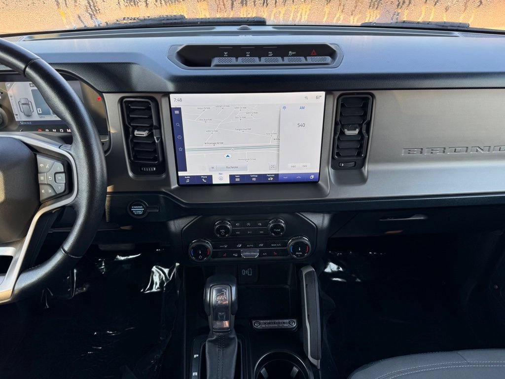 Certified 2022 Ford Bronco Outer Banks w/ Sasquatch Package AWD/4WD image 2