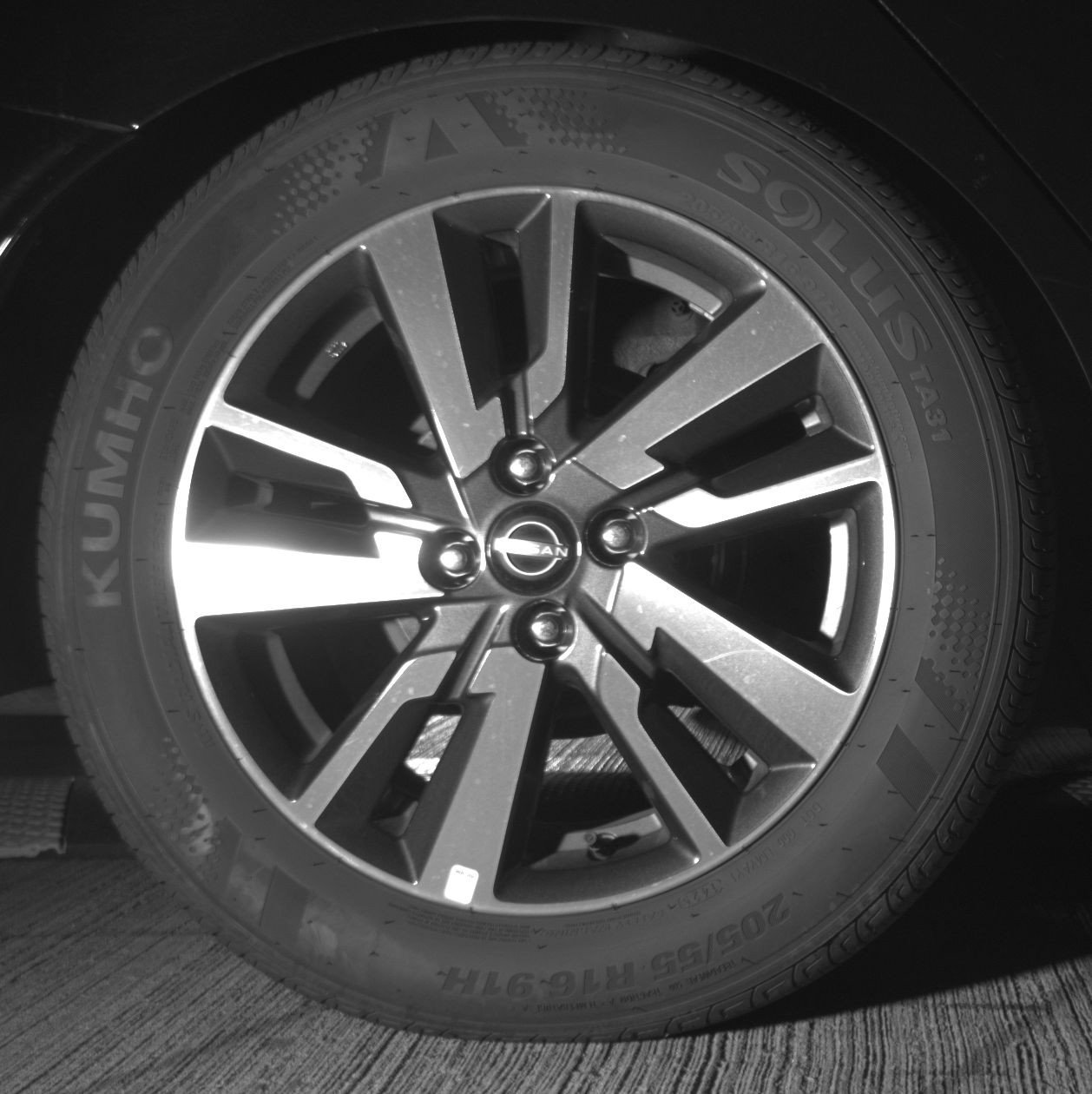 Used 2025 Nissan Versa SV image 15