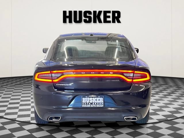 Used 2022 Dodge Charger SXT RWD image 14