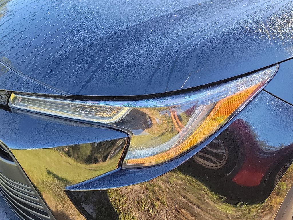 Used 2024 Toyota Corolla LE FWD image 3