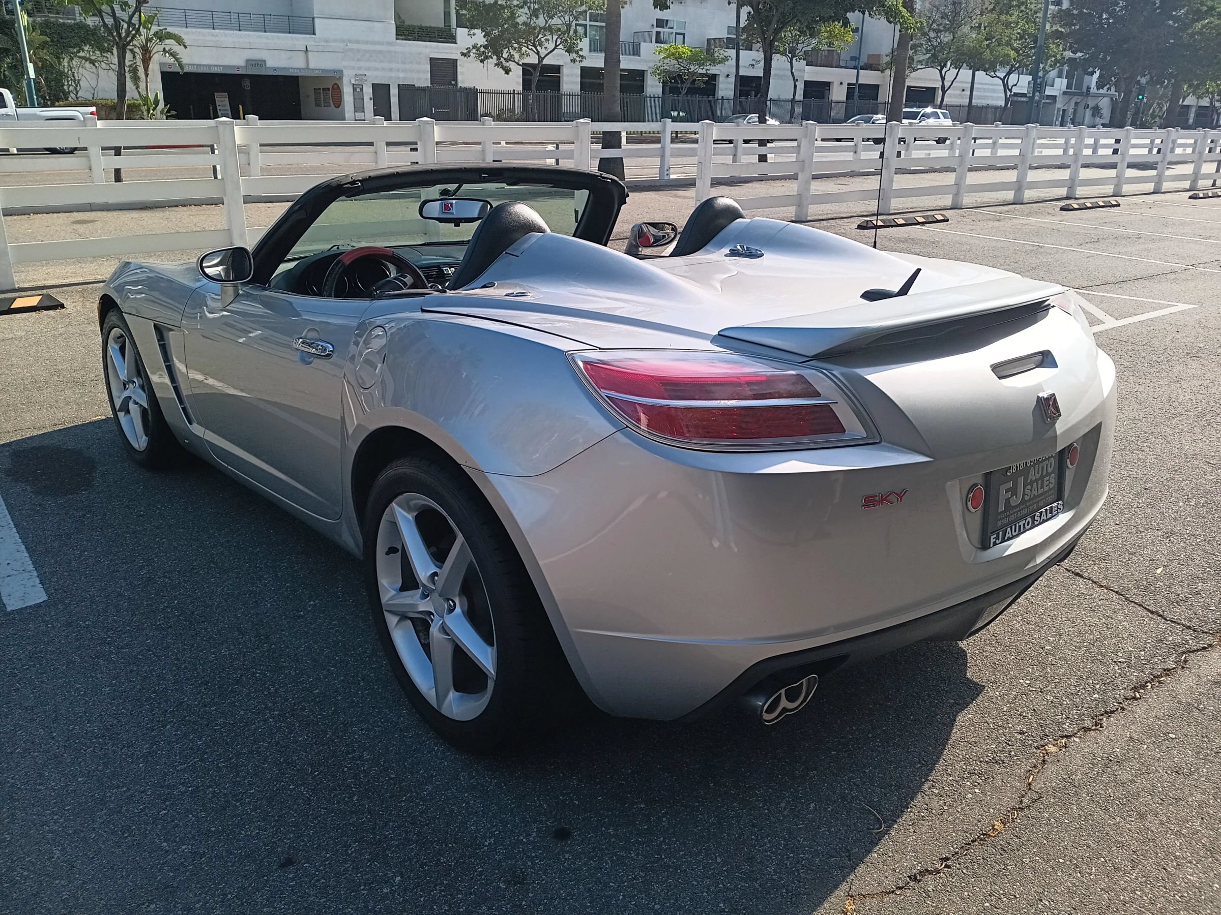 Used 2007 Saturn Sky w/ Premium Trim Pkg RWD image 15