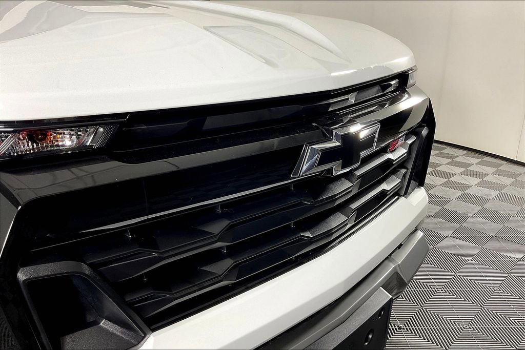Used 2025 Chevrolet Colorado Z71 image 39