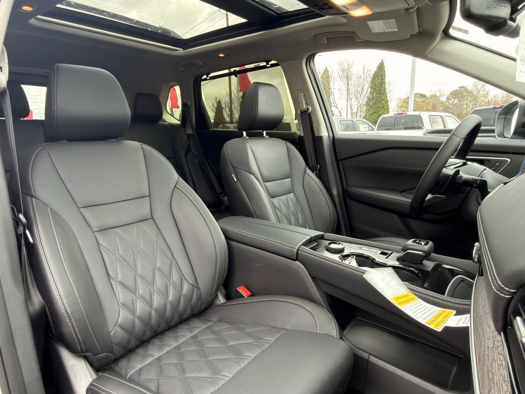New 2026 Nissan Rogue Platinum w/ Platinum Premium Package image 40