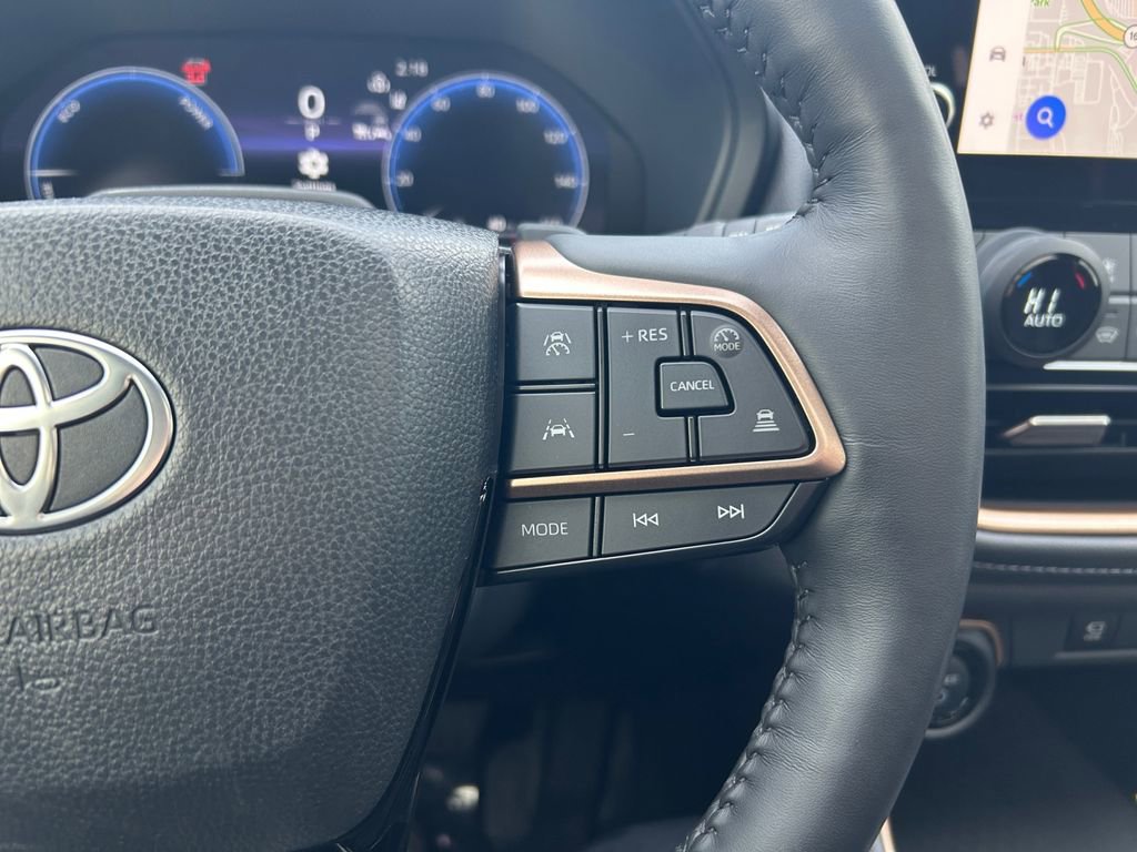 Used 2024 Toyota Grand Highlander AWD Hybrid image 19