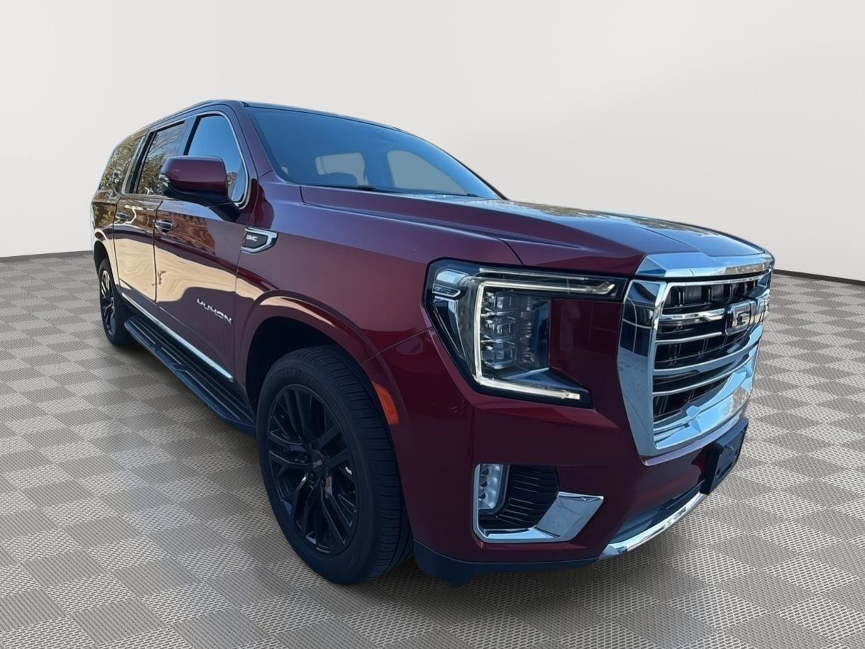 Used 2022 GMC Yukon XL SLT w/ SLT Luxury Package image 7