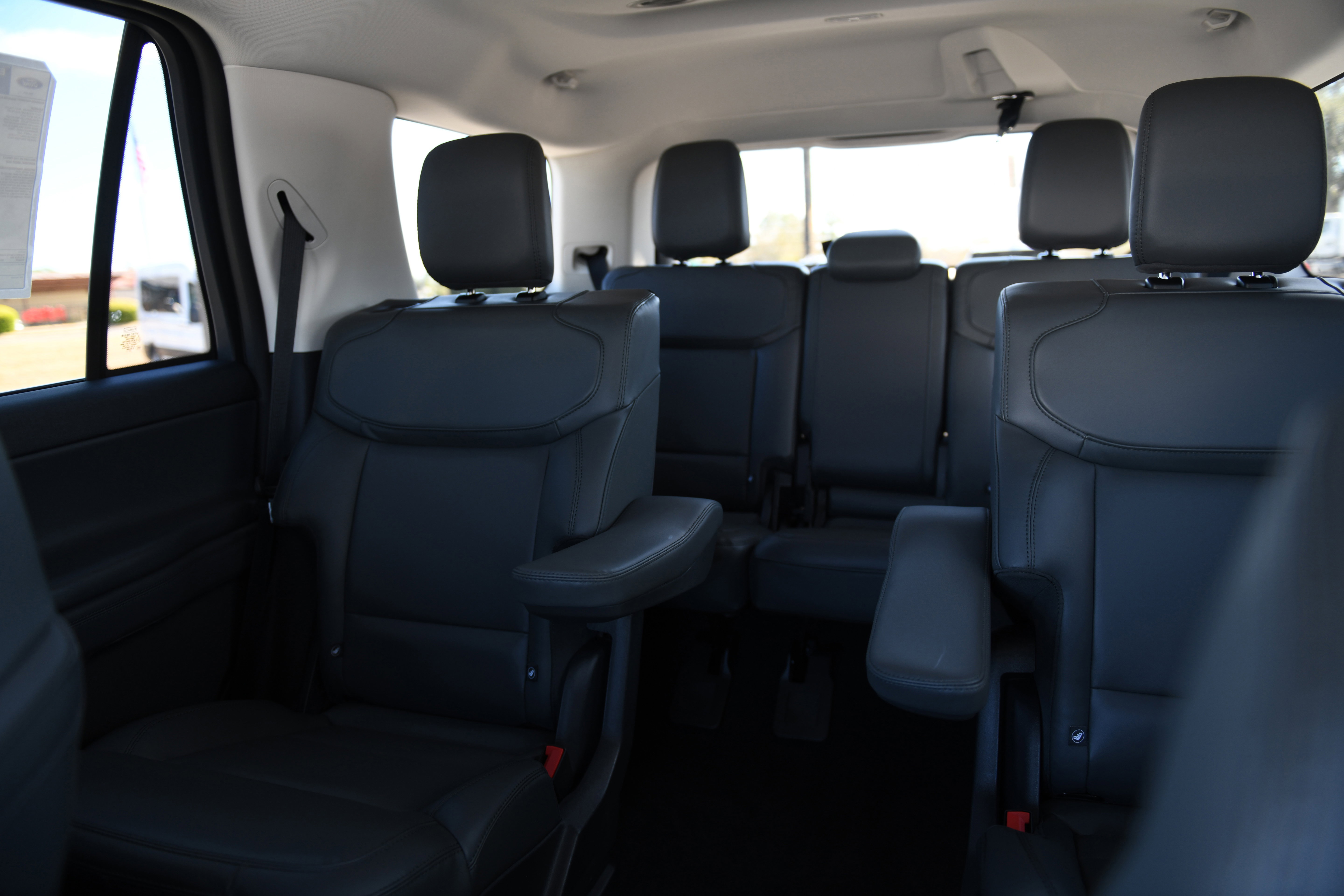 New 2026 Ford Expedition Active image 28