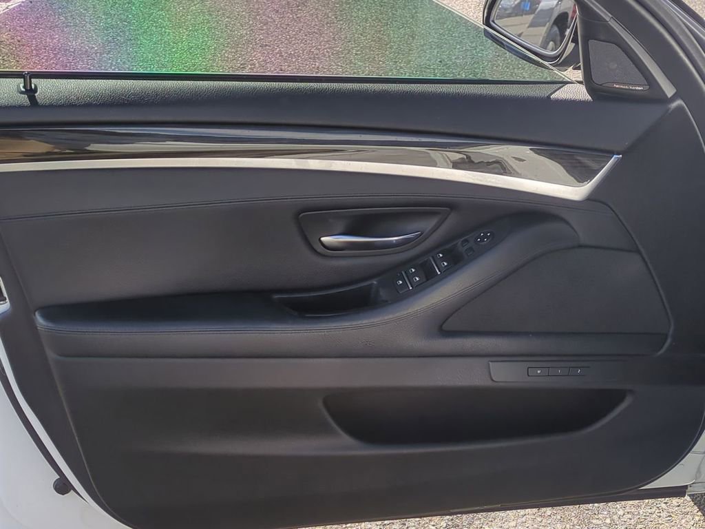 Used 2014 BMW 535i xDrive Sedan image 10