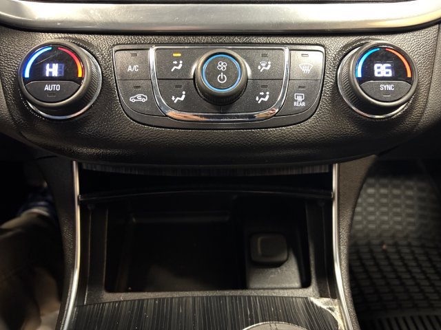 Used 2018 Chevrolet Impala LT FWD image 20