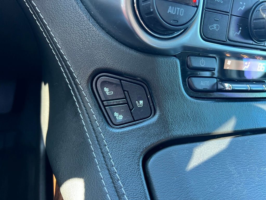 Used 2019 Chevrolet Suburban Premier image 45