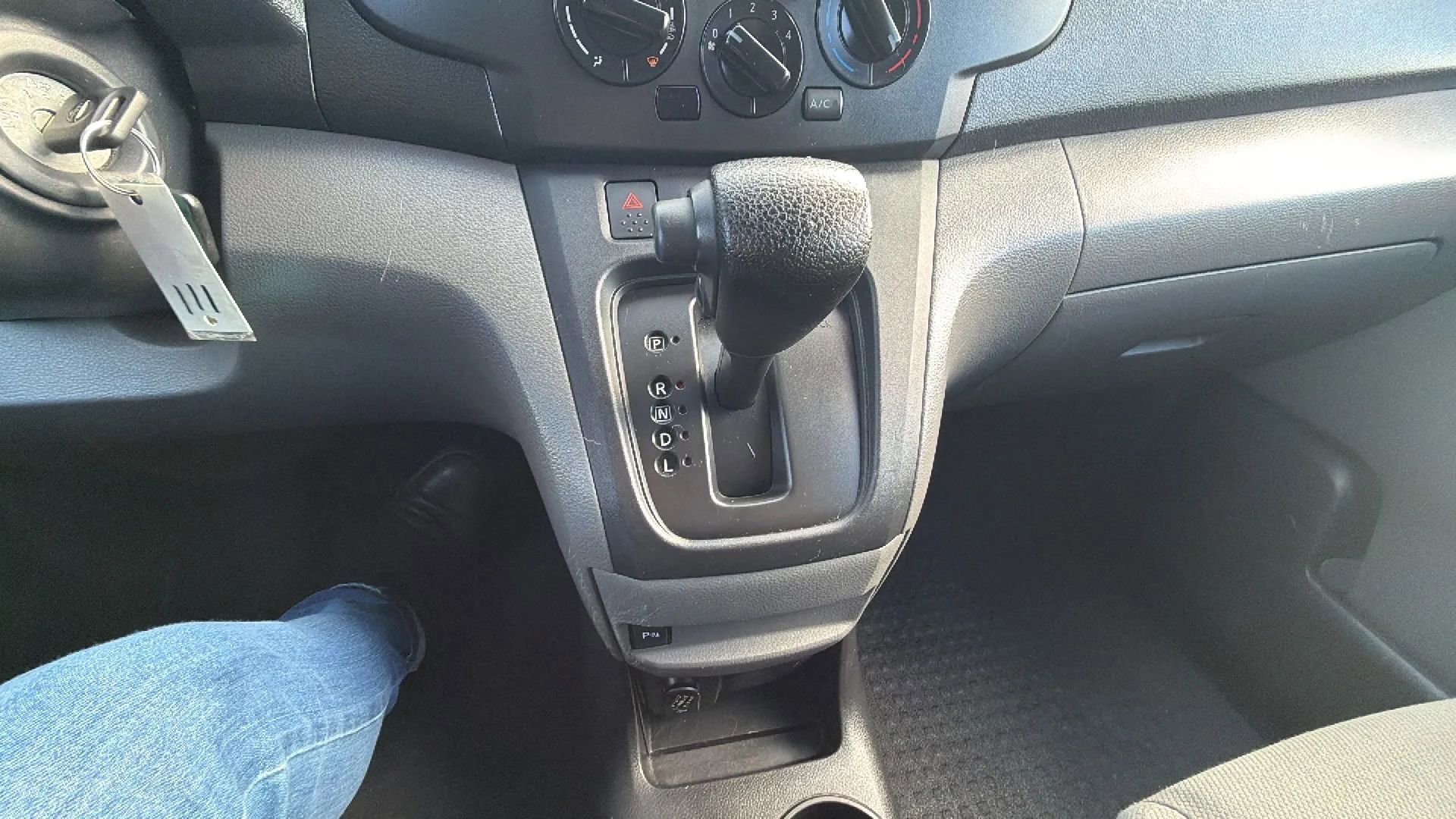 Used 2019 Nissan NV200 S w/ Cruise Control Package image 15