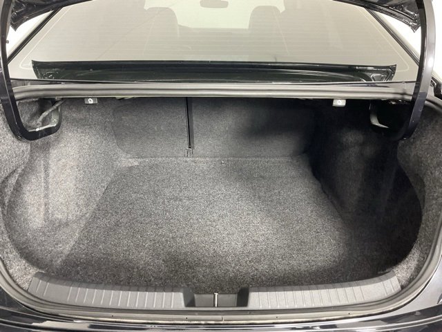 Used 2025 Volkswagen Jetta SE image 18