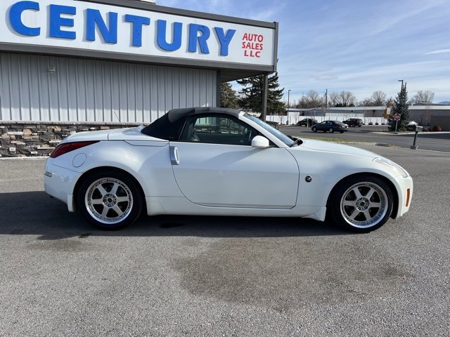 Used 2004 Nissan 350Z Touring image 15