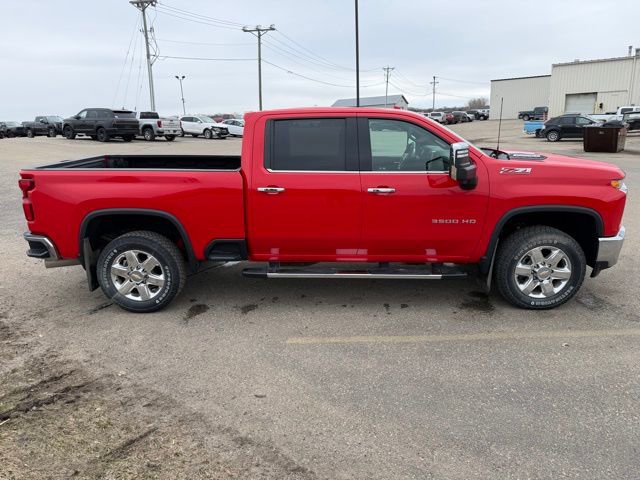 Used 2022 Chevrolet Silverado 3500 LTZ image 5