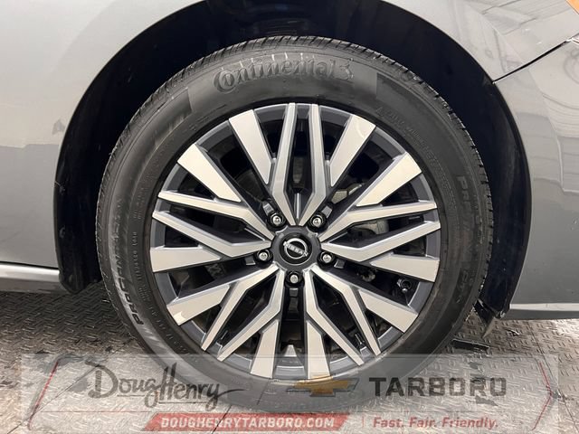 Used 2025 Nissan Altima 2.5 SV FWD image 20