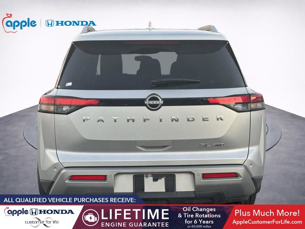 Used 2022 Nissan Pathfinder SL image 7