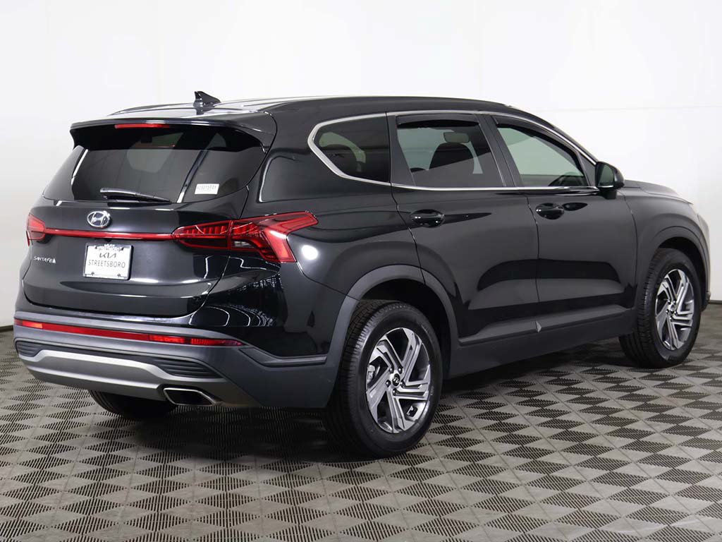 Used 2023 Hyundai Santa Fe SE FWD image 9