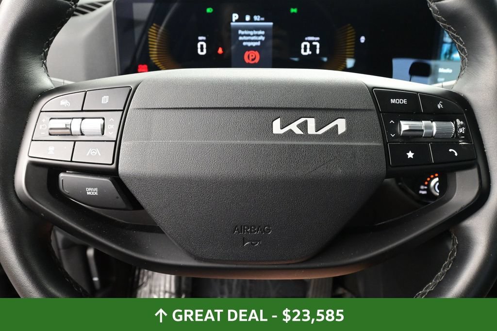 Used 2026 Kia Sportage LX FWD image 30