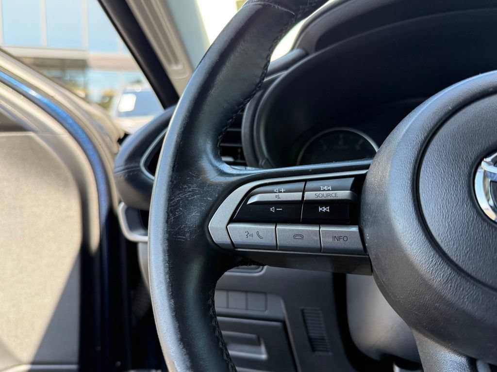 Used 2023 MAZDA MAZDA3 s FWD image 19