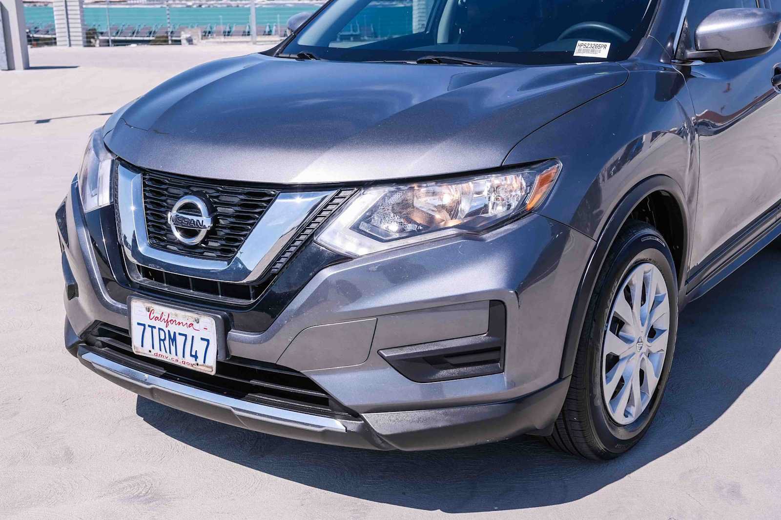 Used 2017 Nissan Rogue S AWD/4WD image 11