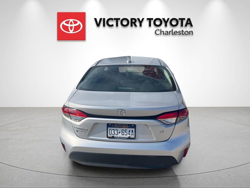 Used 2025 Toyota Corolla LE image 7