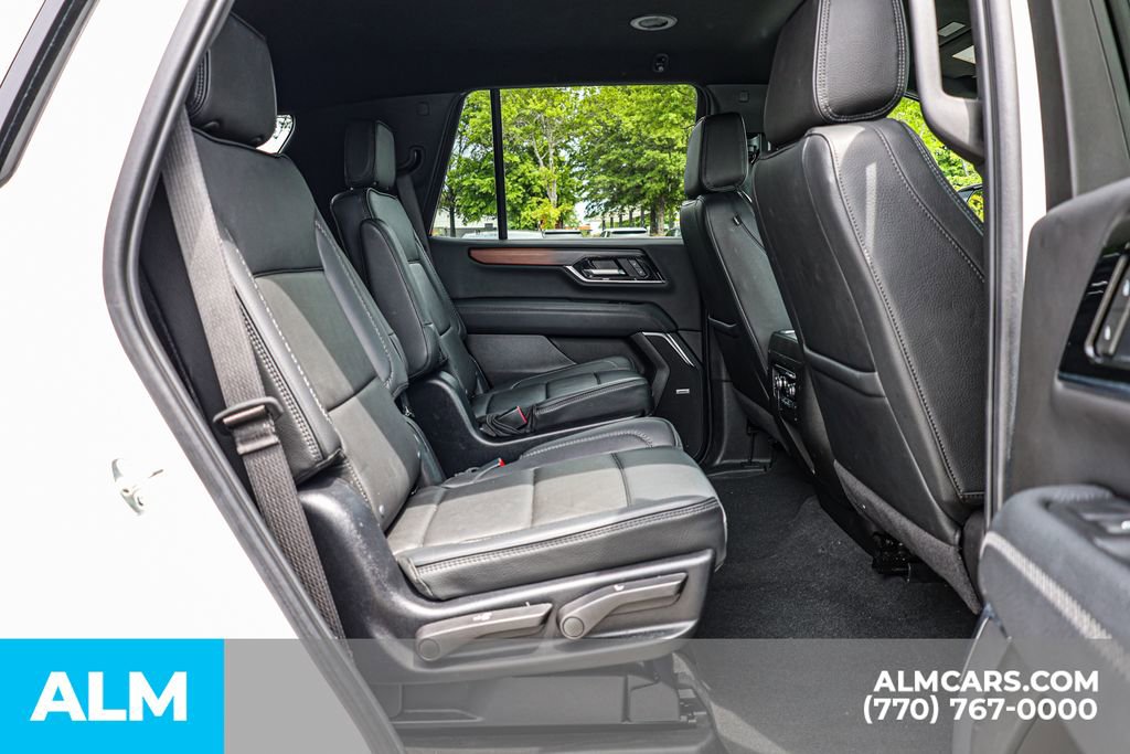 Used 2025 GMC Yukon Denali AWD/4WD image 23