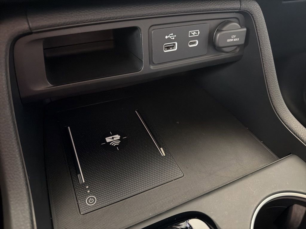 Certified 2025 Honda Pilot Black Edition image 35