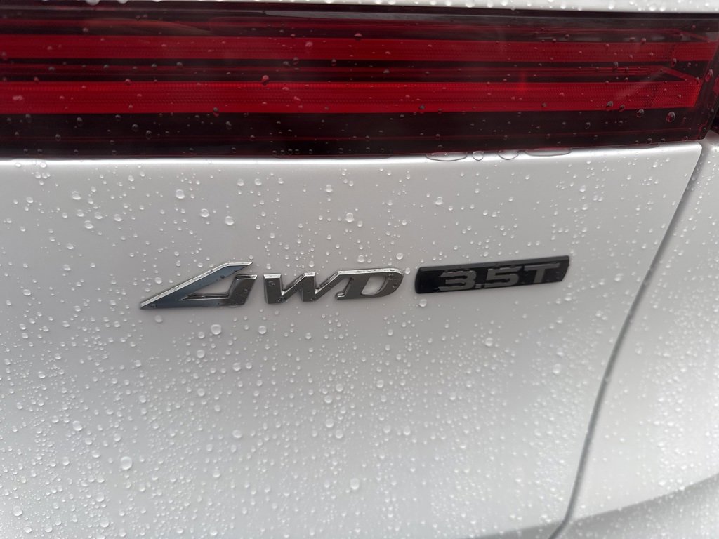 New 2025 Genesis GV70 3.5T Sport w/ Sport Prestige Package image 11