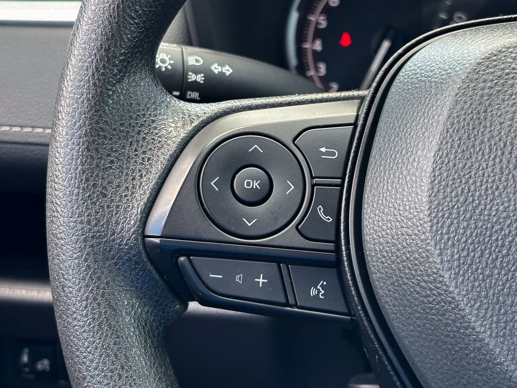 Certified 2025 Toyota RAV4 LE FWD image 26