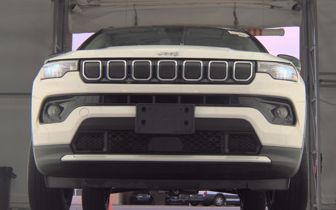 Used 2022 Jeep Compass Limited image 8