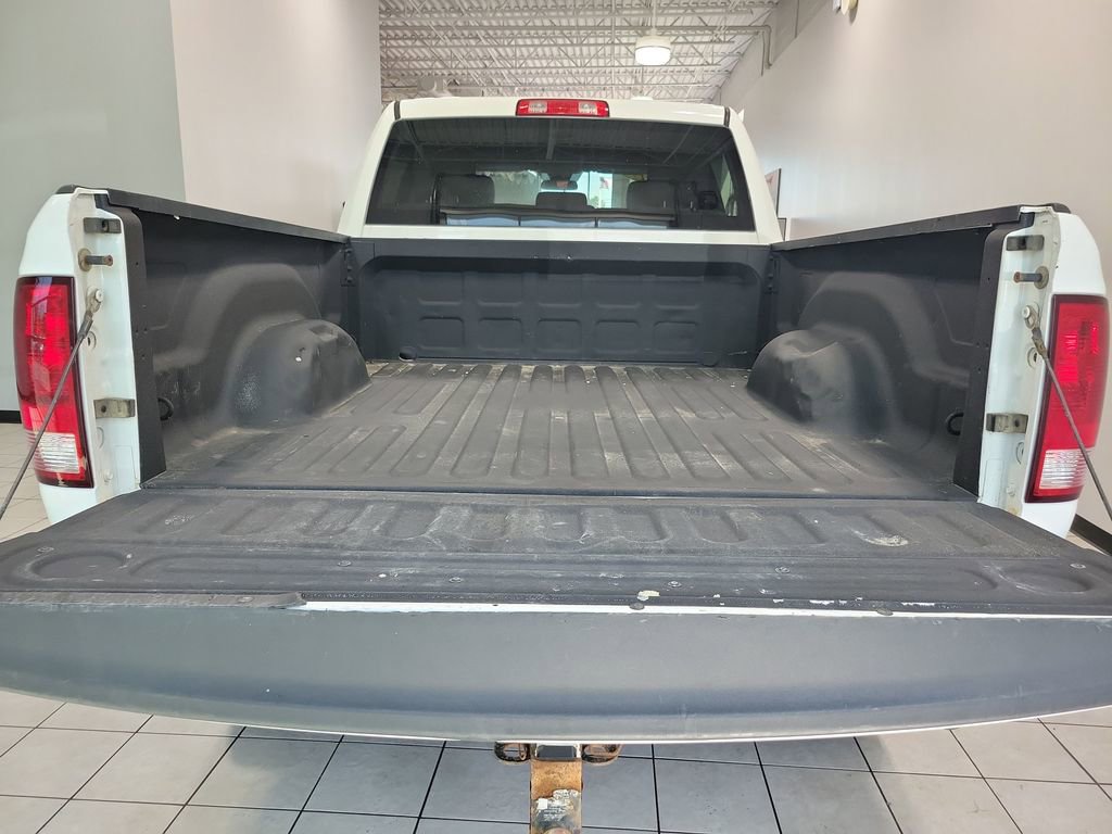 Used 2017 RAM 2500 Tradesman w/ Chrome Appearance Group AWD/4WD image 15