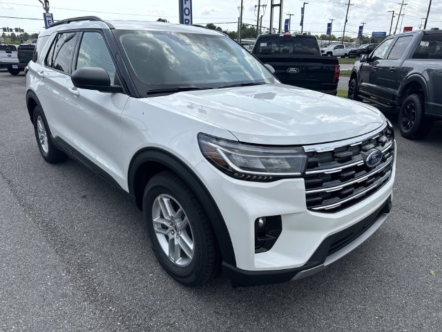 New 2026 Ford Explorer Active w/ Active Comfort Package RWD image 3