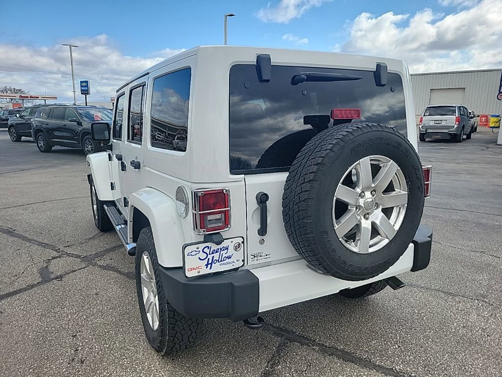 Used 2016 Jeep Wrangler Unlimited Sahara w/ Mopar Chrome Edition Group AWD/4WD image 7
