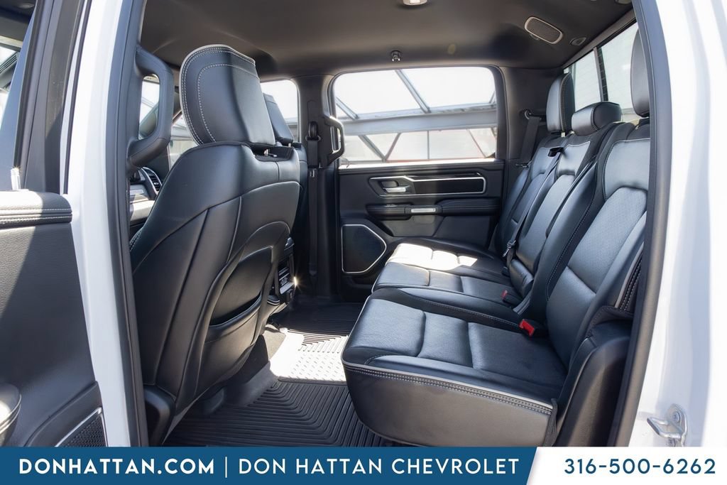 Used 2022 RAM 1500 Laramie w/ Sport Appearance Package AWD/4WD image 18