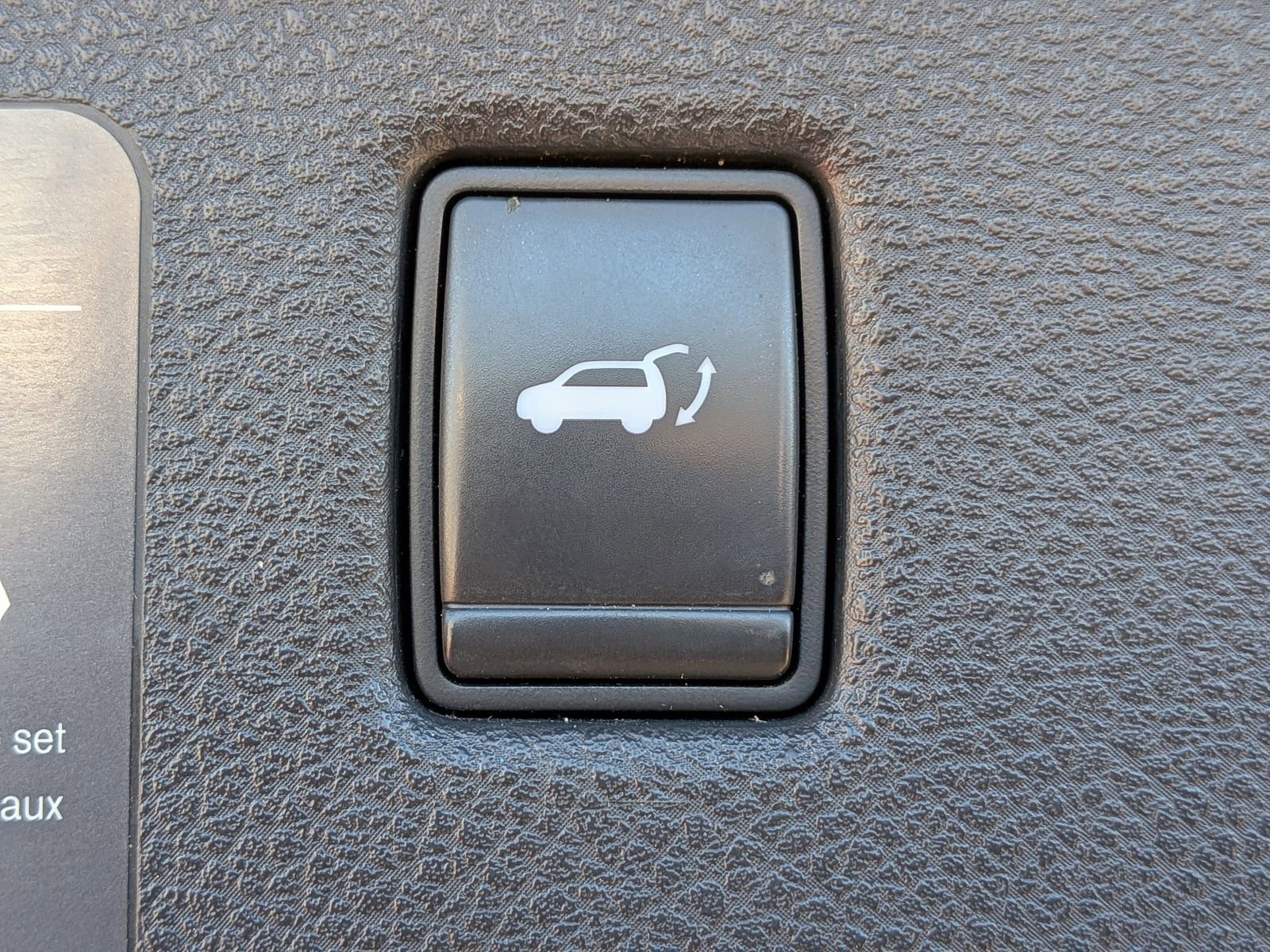 Used 2021 INFINITI QX50 Sensory w/ Cargo Package image 15