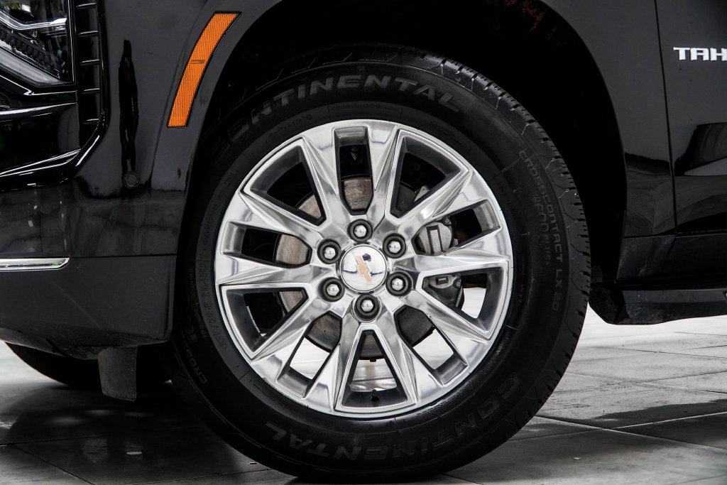Used 2025 Chevrolet Tahoe Premier AWD/4WD image 8