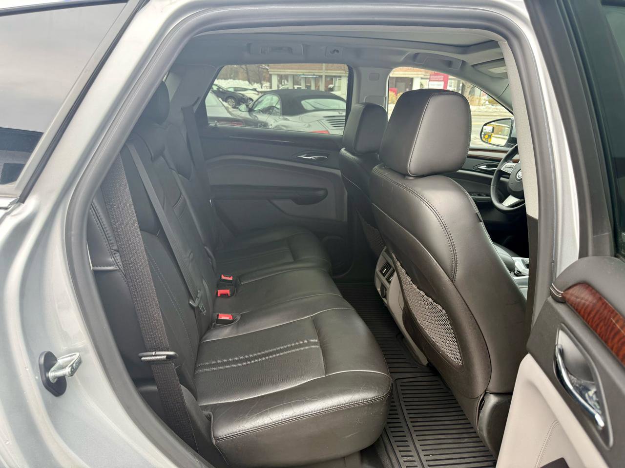 Used 2011 Cadillac SRX Luxury AWD/4WD image 24