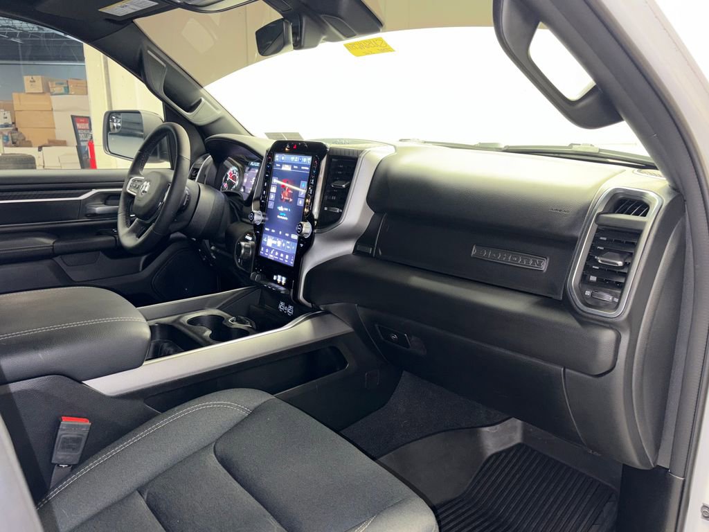 Used 2025 RAM 1500 Big Horn AWD/4WD image 31