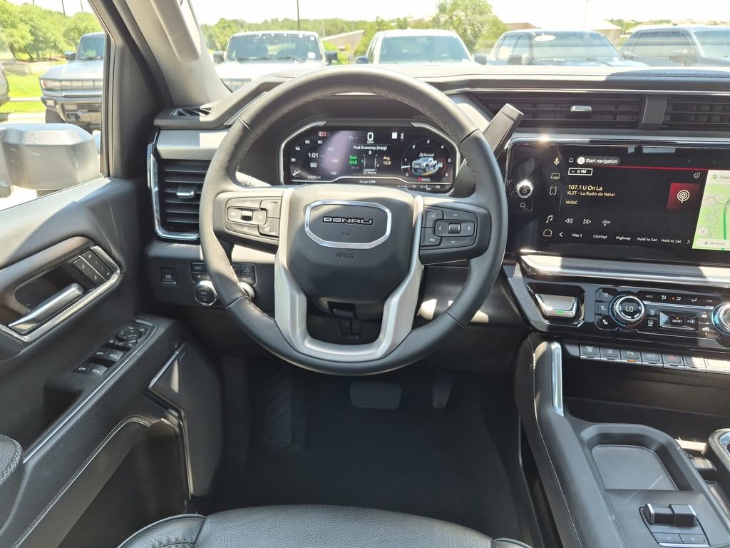 Used 2025 GMC Sierra 2500 Denali w/ Denali Reserve Package AWD/4WD image 35