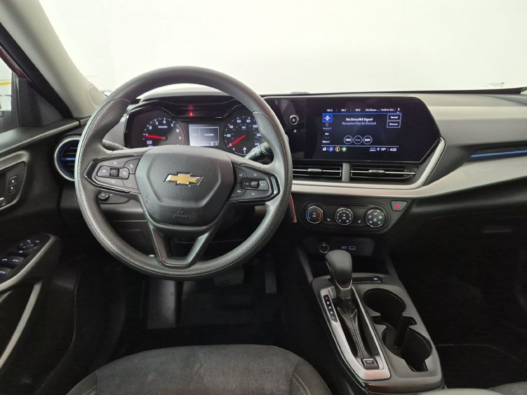 Certified 2024 Chevrolet Trax LS w/ LS Convenience Package FWD image 30