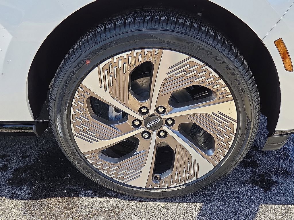 New 2026 Lincoln Navigator Black Label image 7