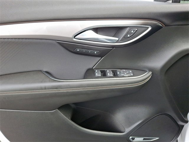 Certified 2025 Buick Envision Sport Touring image 12