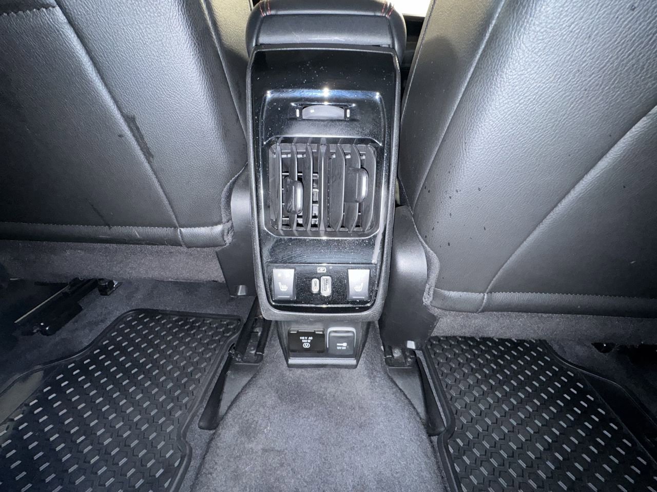 Used 2022 Jeep Compass Trailhawk w/ Trailhawk Elite Group image 32