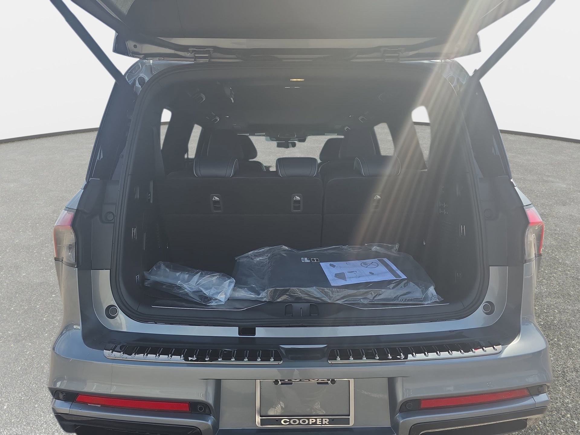 New 2026 INFINITI QX80 4WD w/ Sport Exterior Package image 12