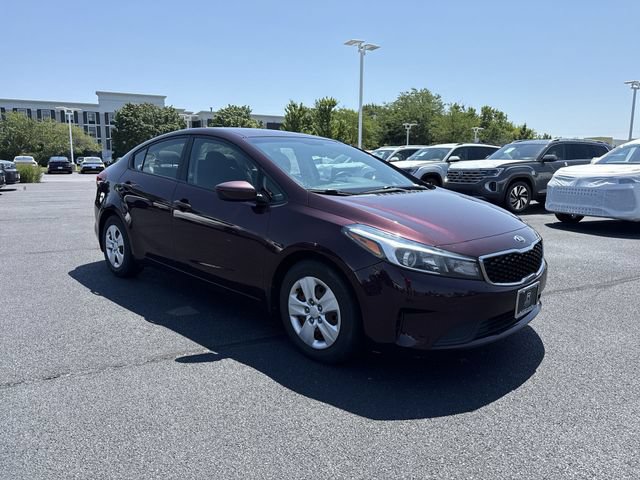 Used 2017 Kia Forte LX FWD image 2