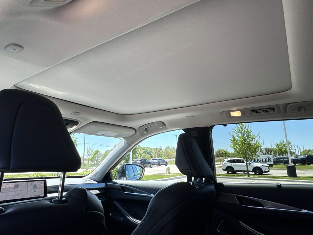 Certified 2026 INFINITI QX60 Luxe w/ Cargo Package AWD/4WD image 16