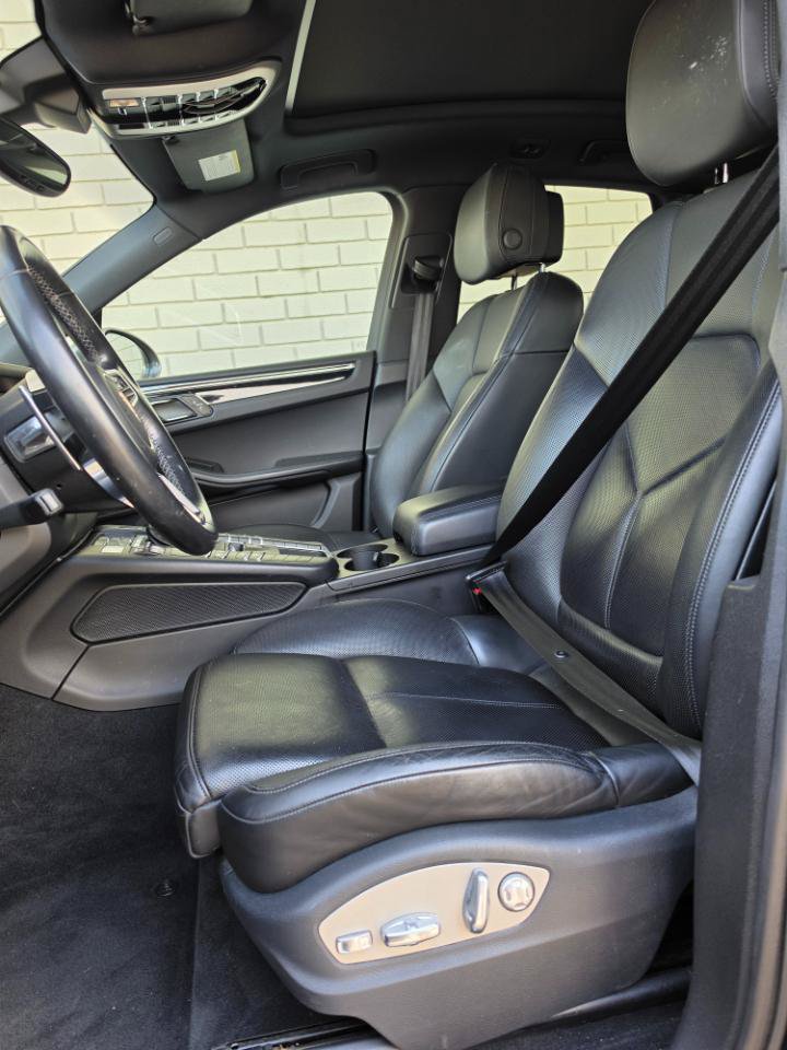 Used 2015 Porsche Macan S AWD/4WD image 11