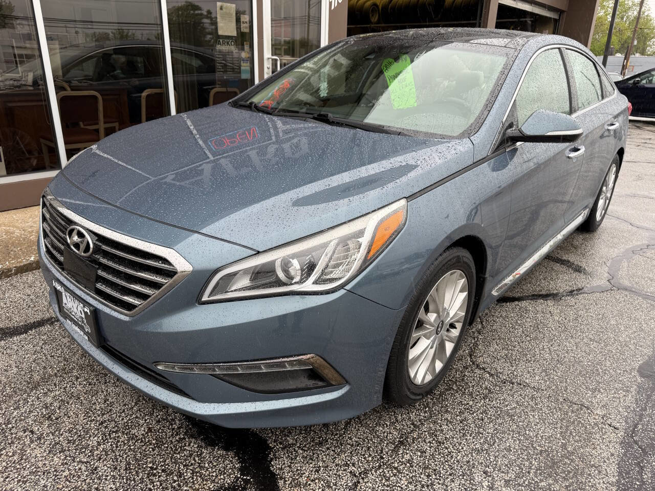 Used 2015 Hyundai Sonata Limited w/ Option Group 06 FWD image 1