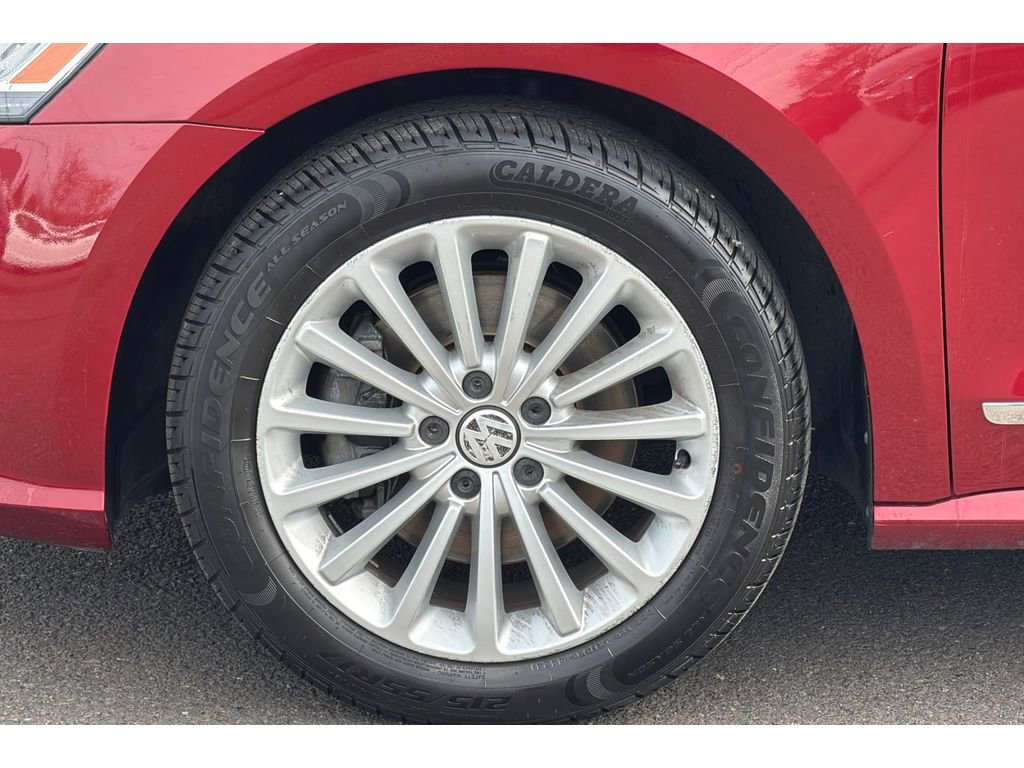 Used 2017 Volkswagen Passat 1.8T SE w/ SE Lighting Package image 27