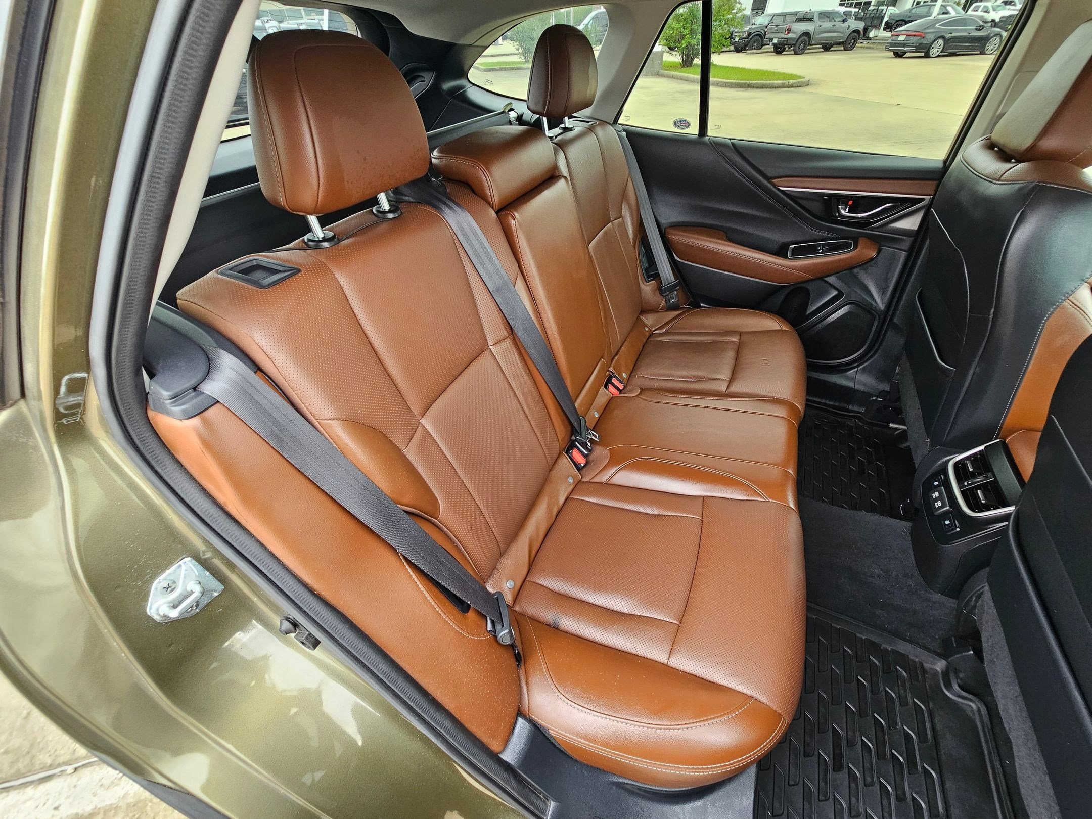 Used 2022 Subaru Outback Touring image 27